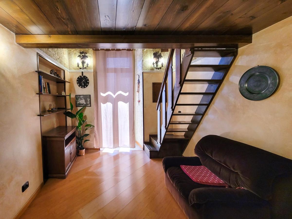 Cozy Classical Residence In The City Center บารี ภายนอก รูปภาพ